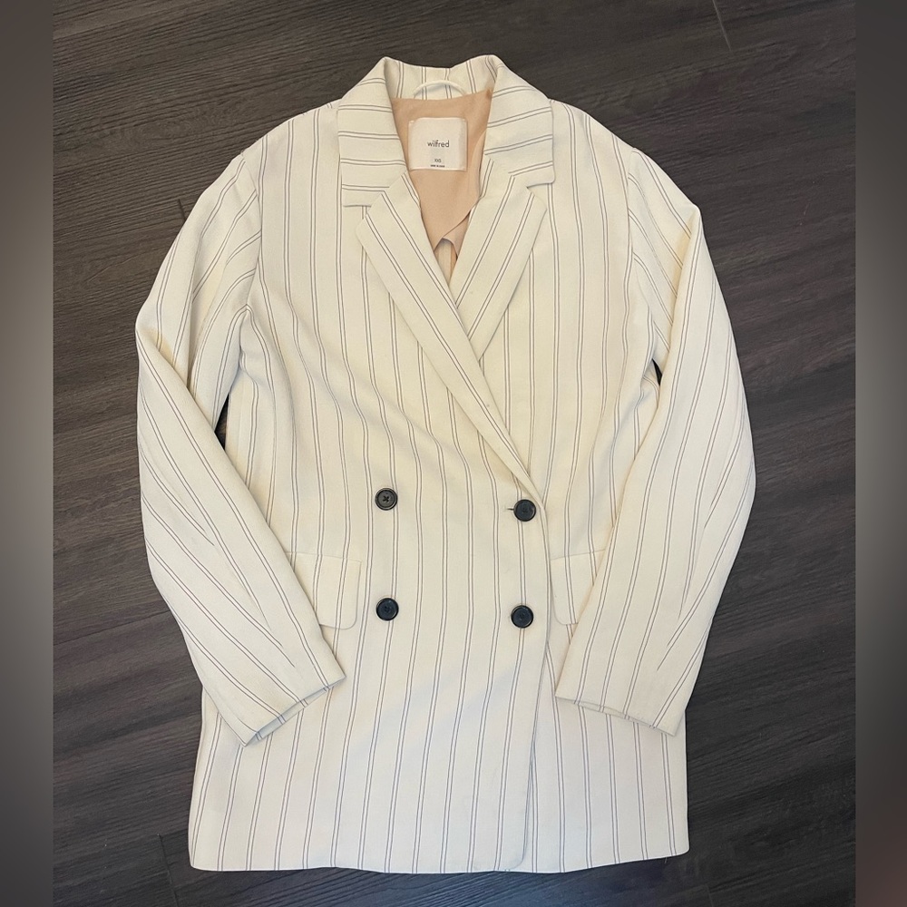 Aritzia Wilfred Blazer and Tie Waist Pant Suit